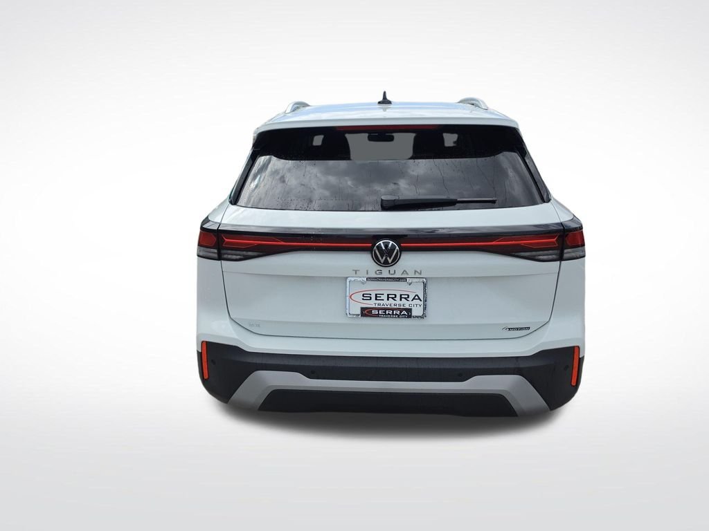 New 2026 White/off-white Volkswagen 2.0T SE image 4