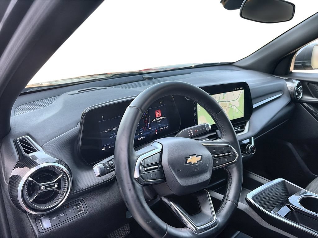 2025 Chevrolet Equinox LT - Photo 10