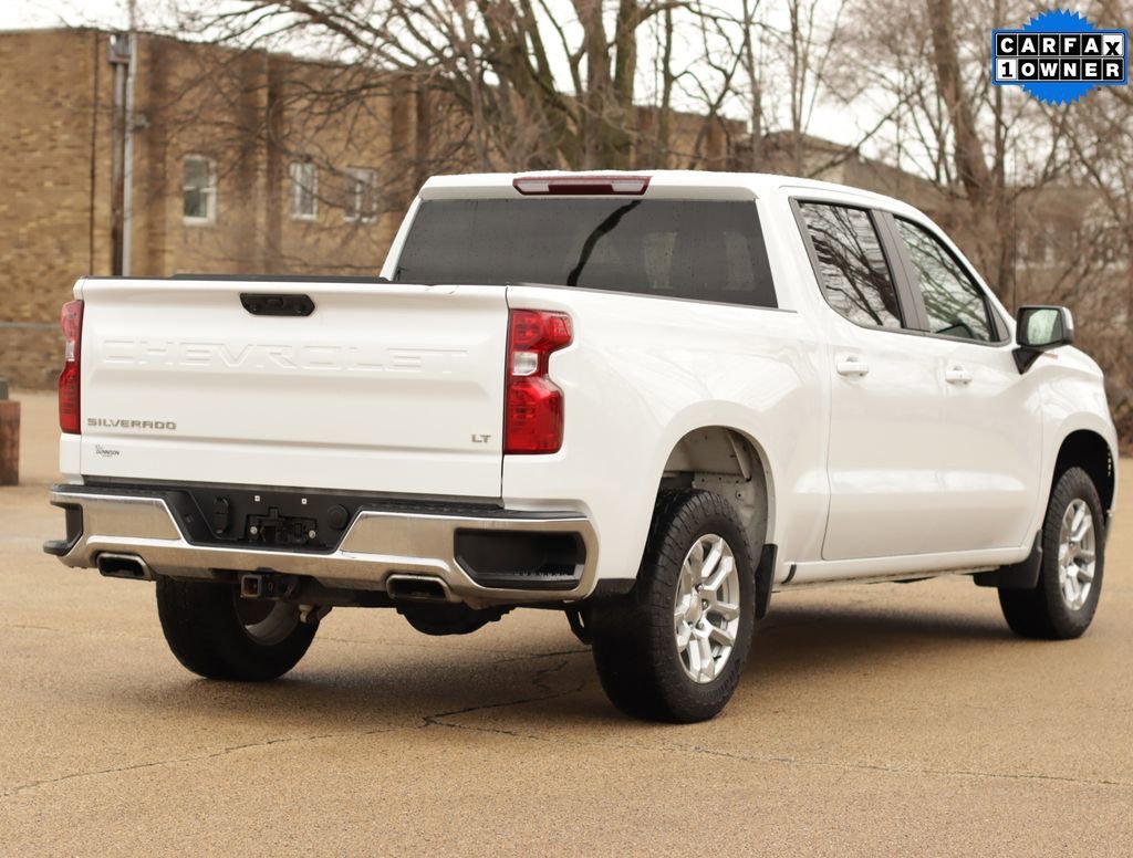 Used 2024 Summit White Chevrolet LT image 7