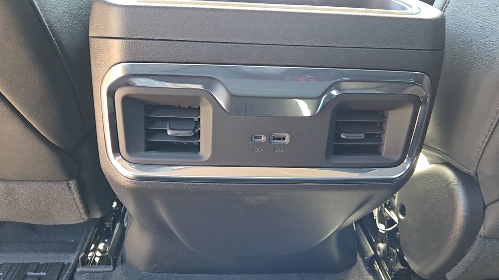 2026 GMC Sierra 1500 SLT - Photo 24