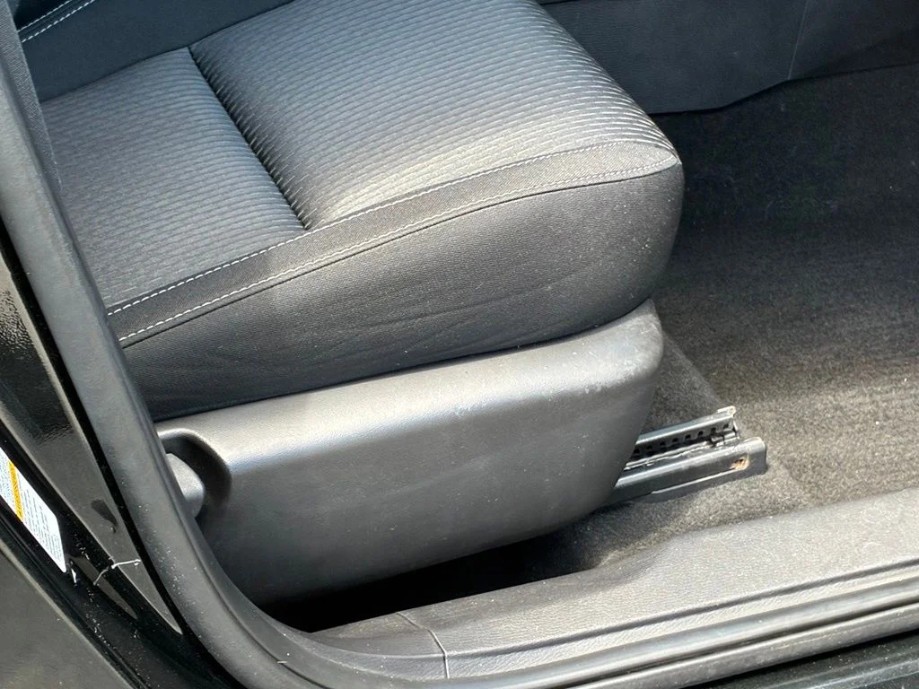 Used 2022  Mitsubishi ES image 31