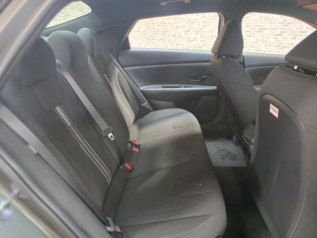 New 2026 Amazon Gray Hyundai SEL Sport image 10
