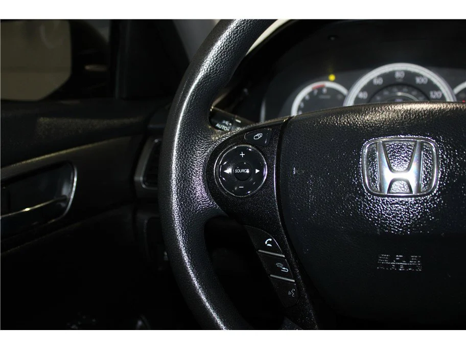Used 2015 Dark Gray Honda LX image 25