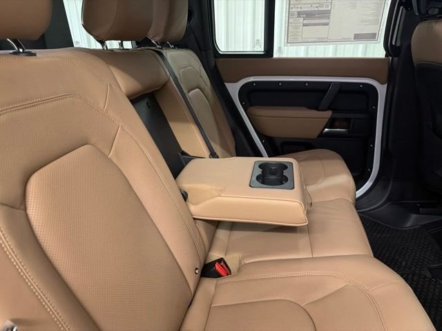 New 2026 Fuji White Land Rover S image 20