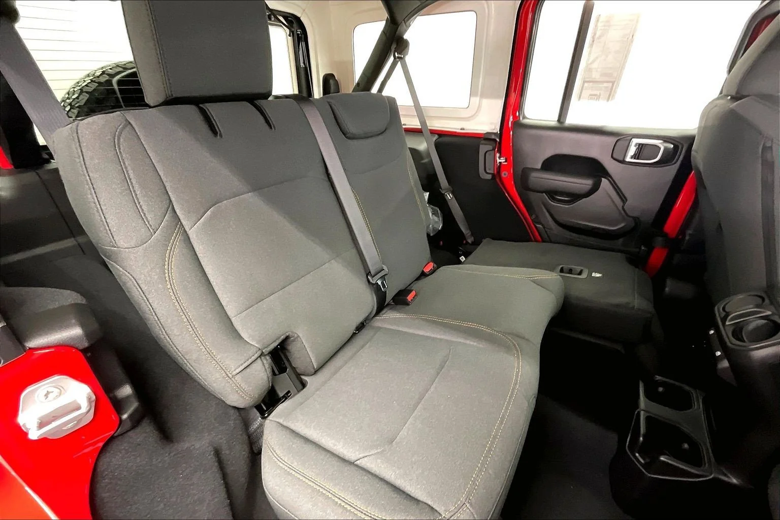 2026 Jeep Wrangler 4-Door Willys - Photo 10