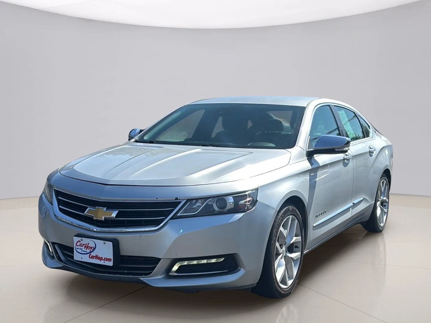 Used 2015 Silver Chevrolet 2LZ image 9