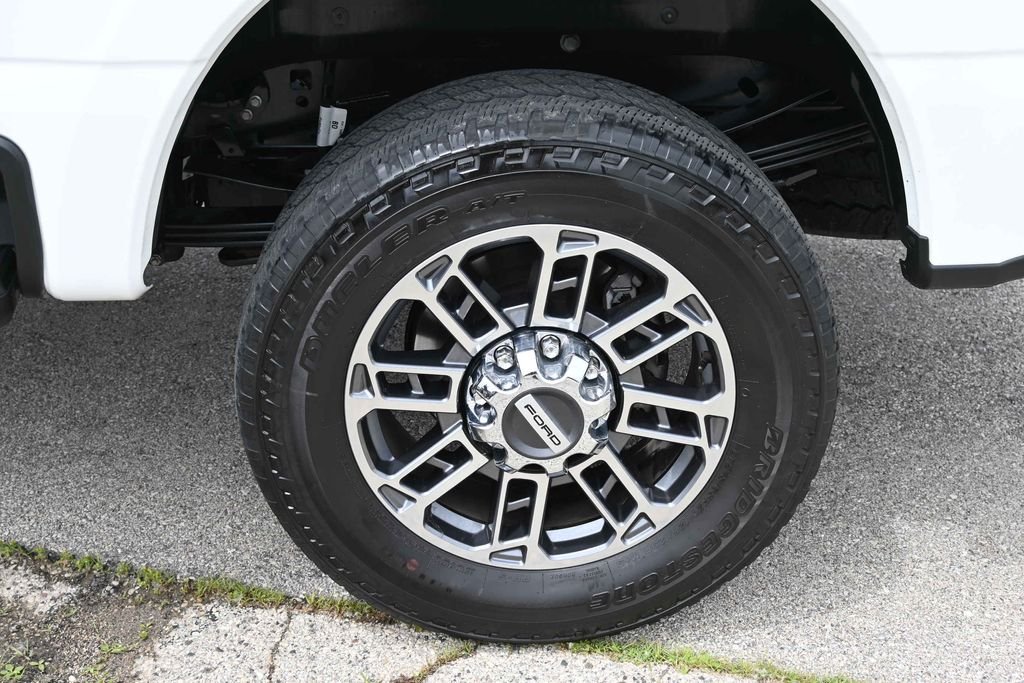 Used 2024 White Metallic Ford Limited image 16