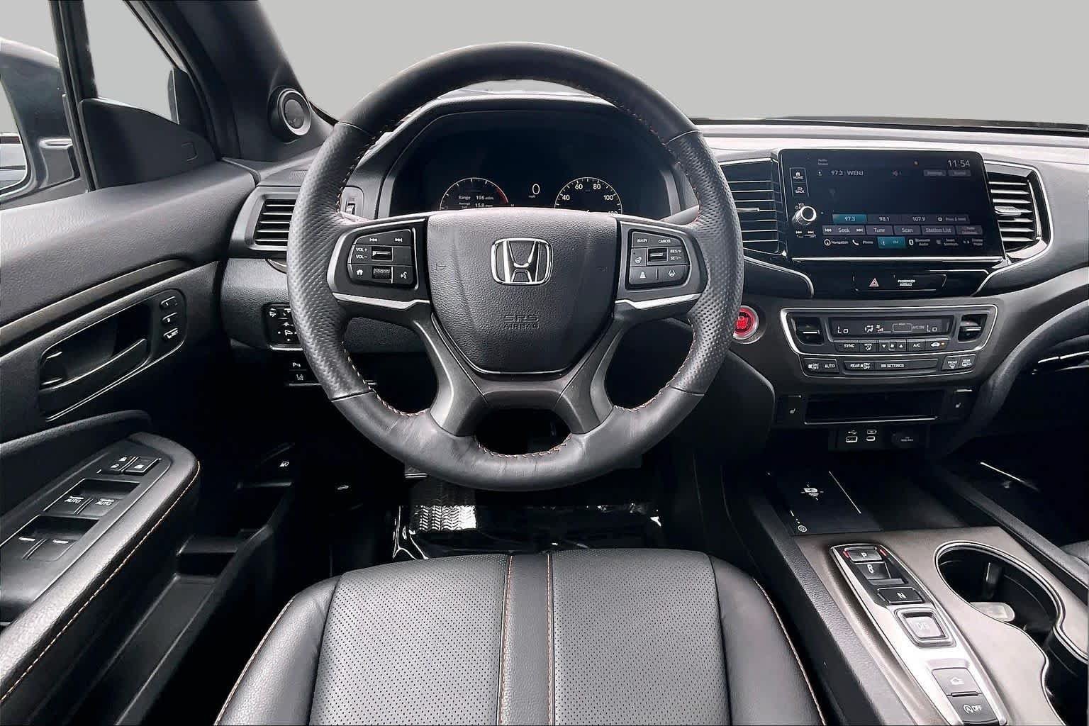 Used 2025 Platinum White Pearl Honda AWD TRAILSPORT image 6