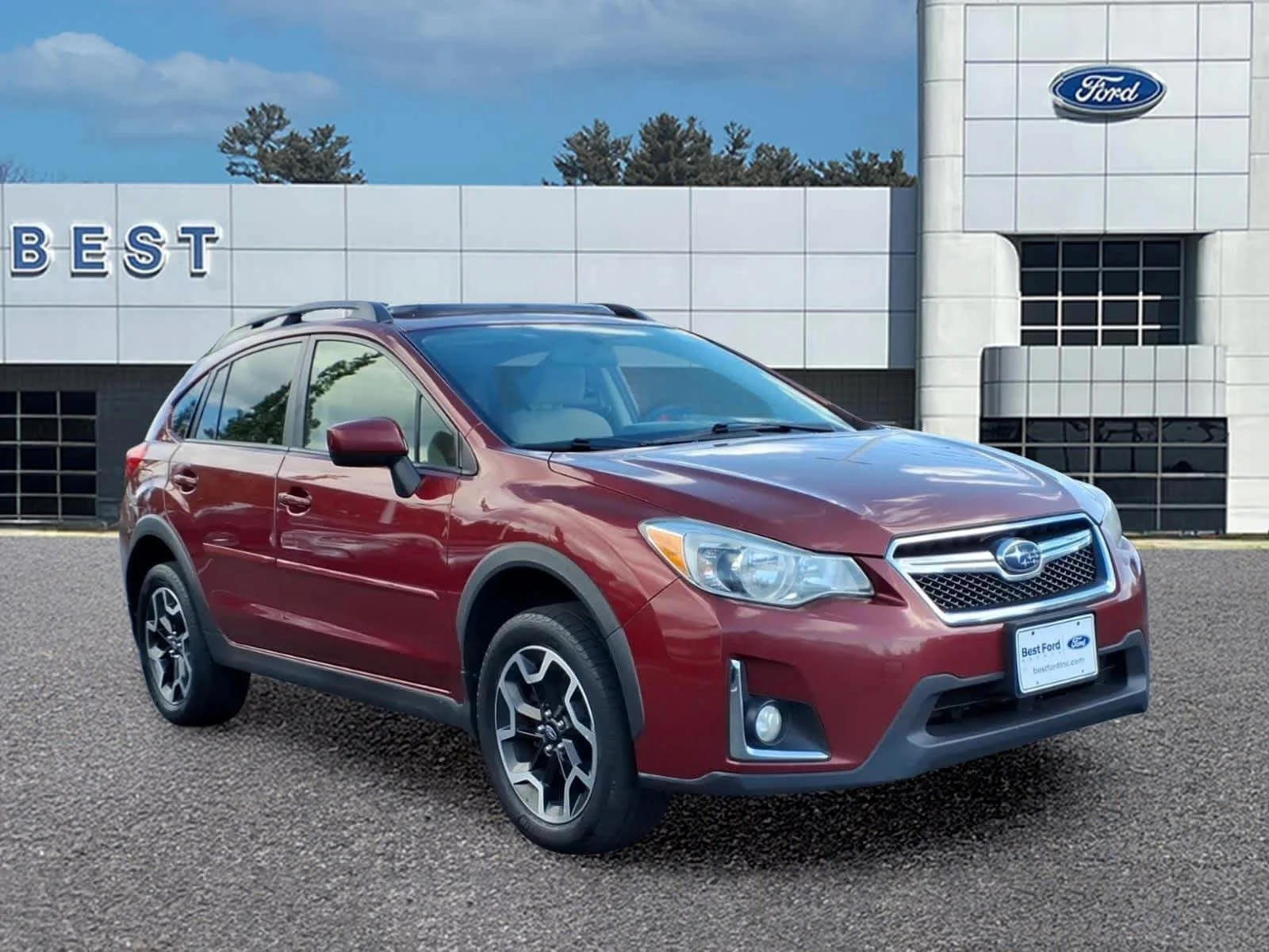 Used 2017 Venetian Red Pearl Subaru Premium image 9