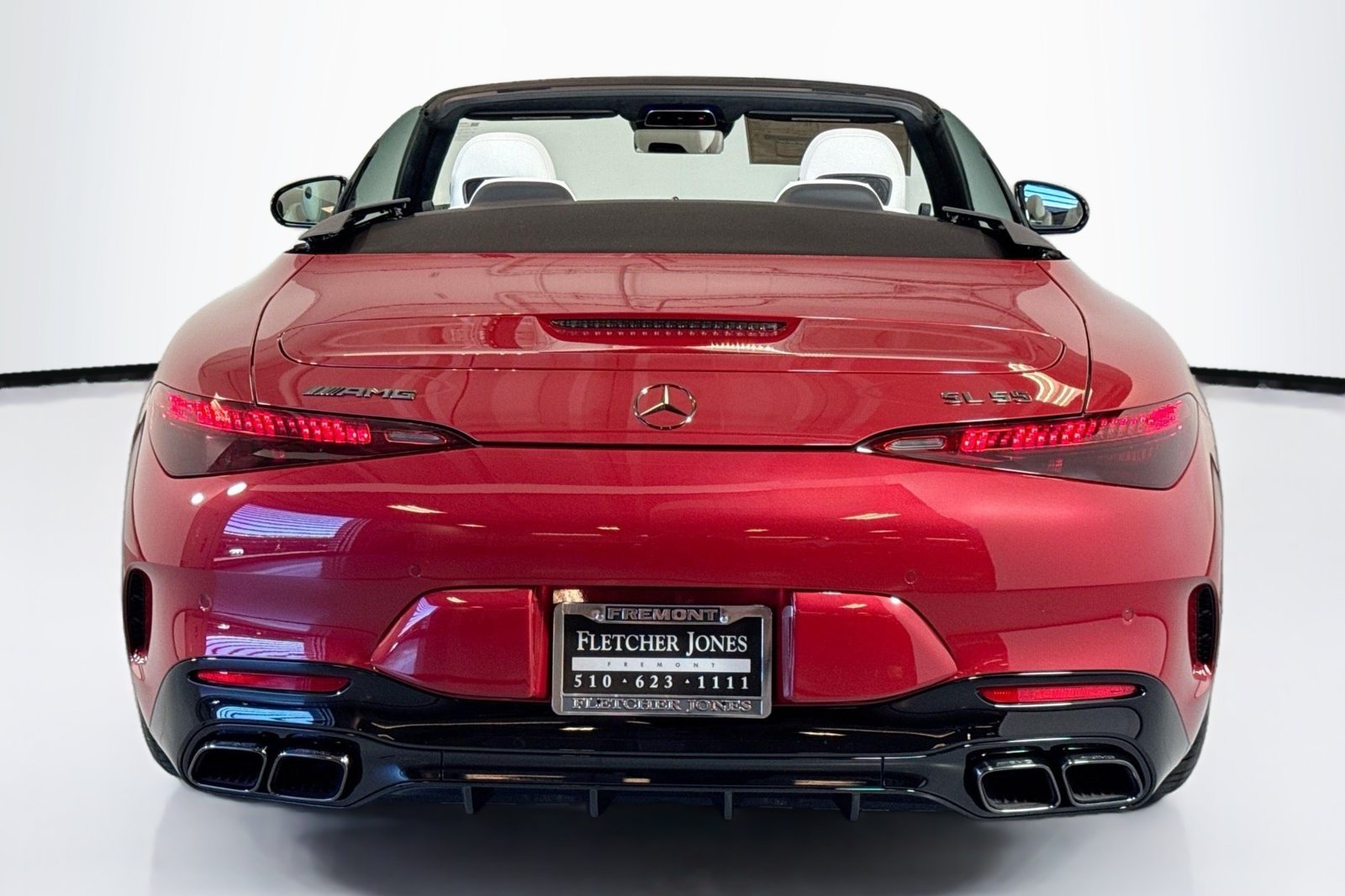 New 2026 MANUFAKTUR Patagonia Red Metallic Mercedes-Benz AMG® SL 55 image 6