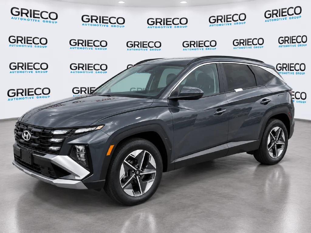 Used 2025 Gray Hyundai SEL image 3