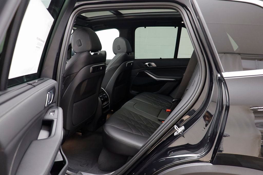 New 2026 Black Sapphire Metallic BMW xDrive50e image 13