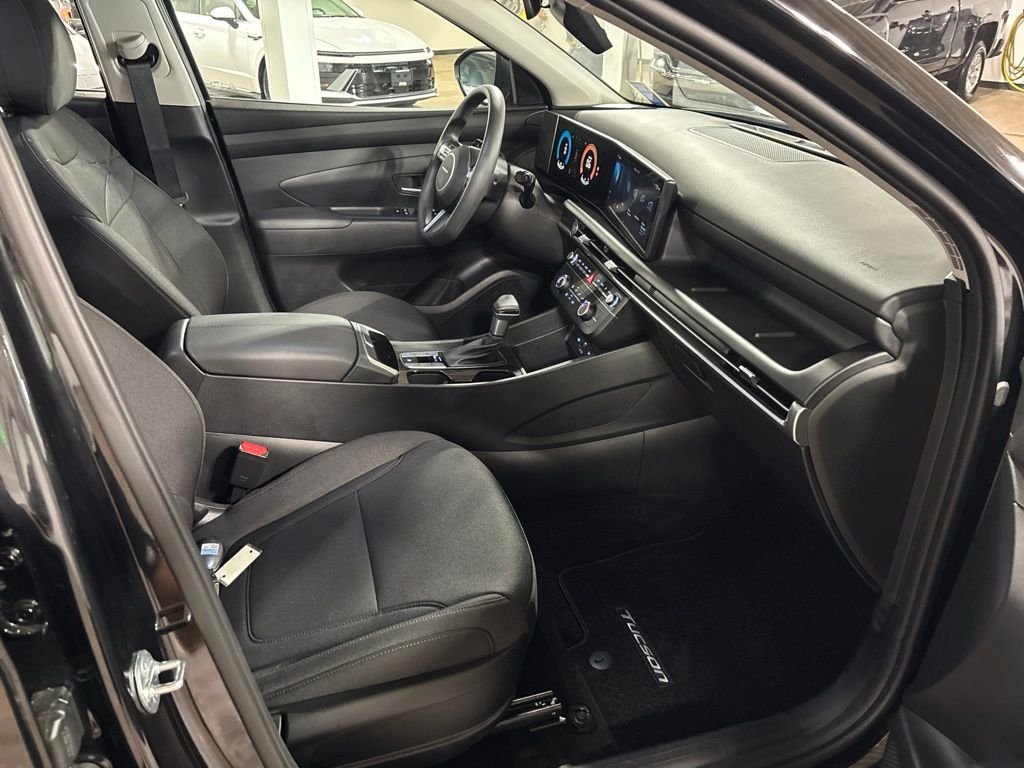 Certified Used 2026 Black Hyundai SE image 33