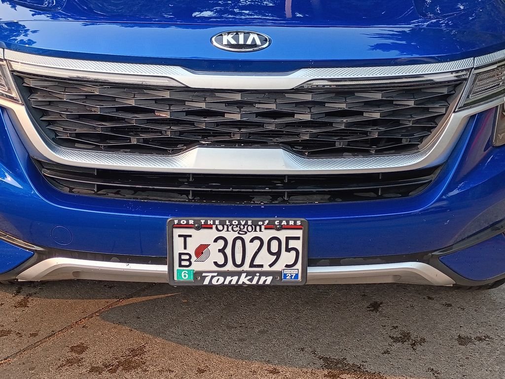 Used 2021 Neptune Blue Kia S image 12