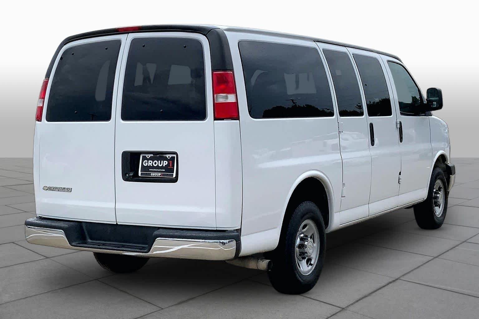 Used 2020 Summit White Chevrolet LT image 12