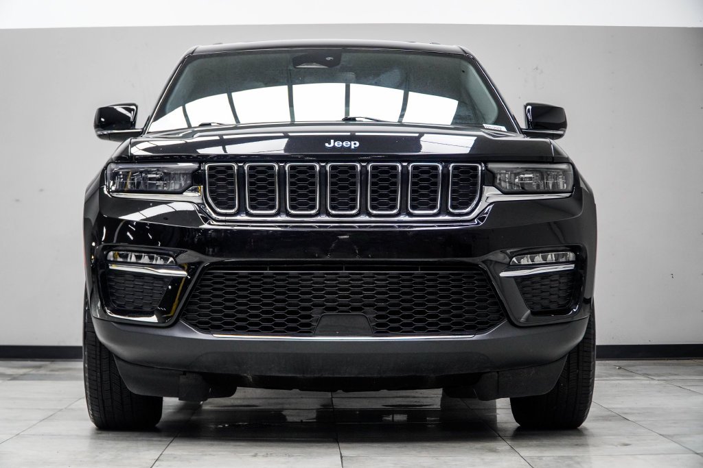 Used 2024 Black Jeep 4xe image 12