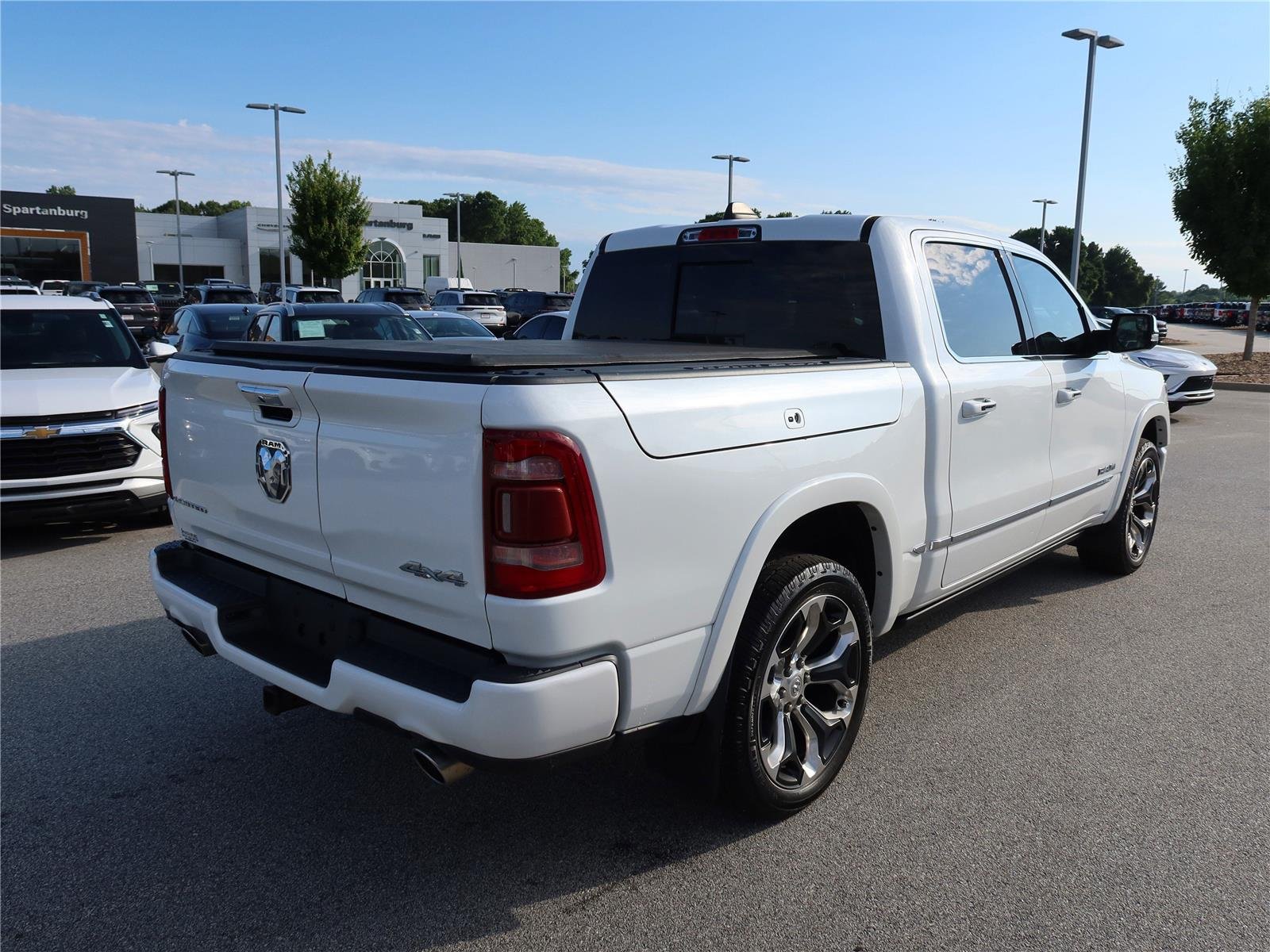 Used 2020 Ivory White Tri-Coat Pearlcoat Ram Limited image 6