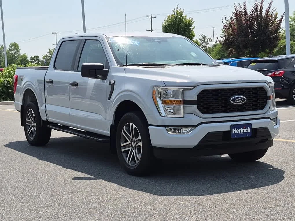 Used 2022 Space White Ford XL image 2