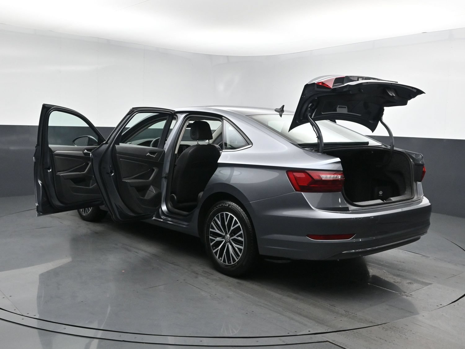 Used 2021 Gray Volkswagen  image 28