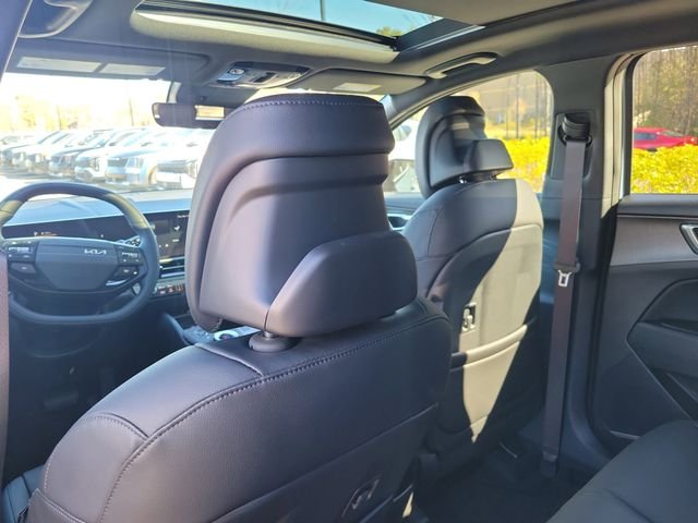 New 2026 Blue Kia X-Line image 13