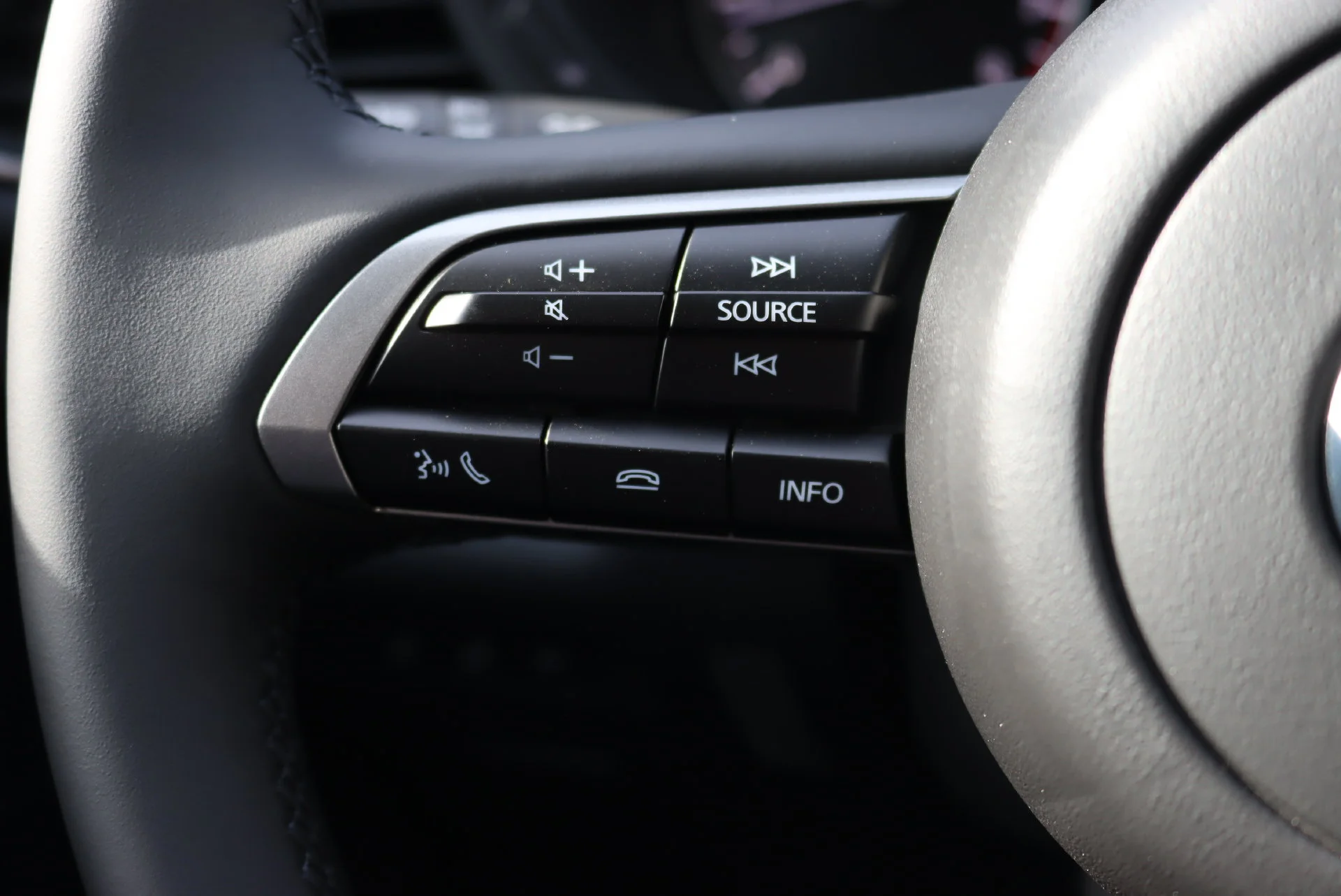 New 2026 Jet Black Mica Mazda 2.5 S Preferred AWD image 9