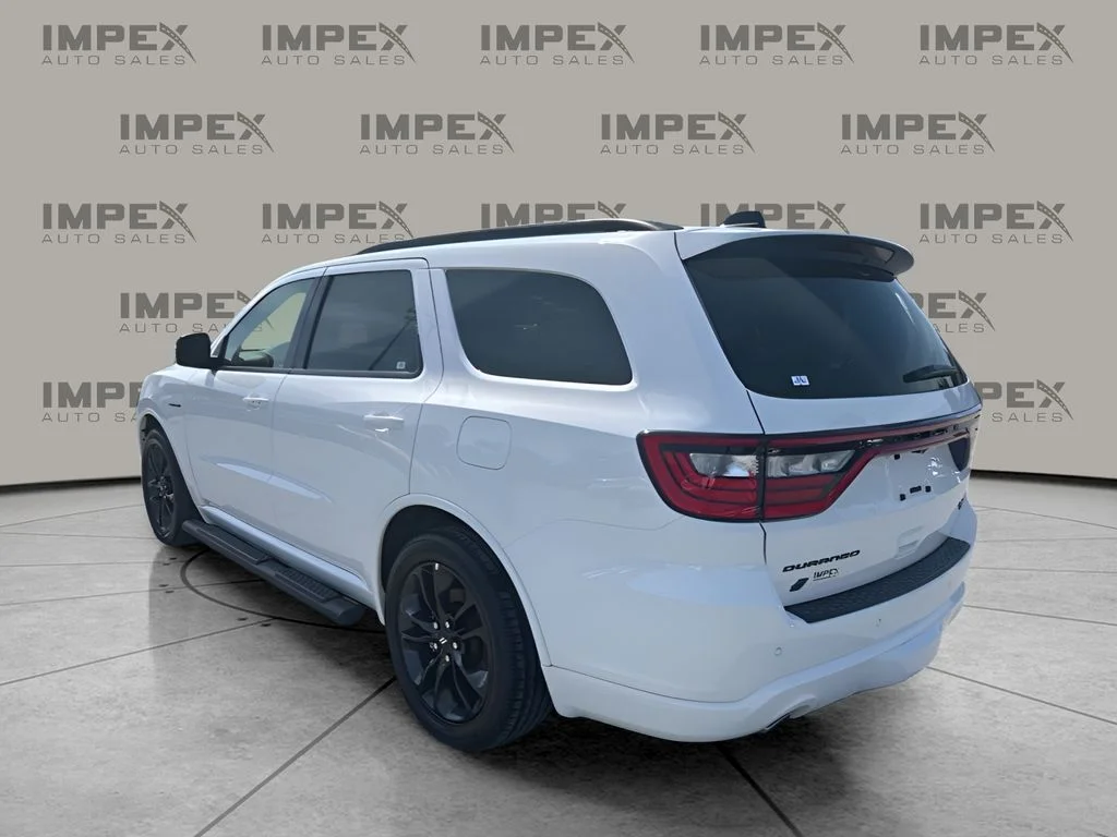 Used 2025 White Dodge R/T Premium image 3