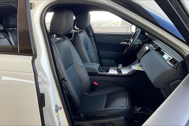 Certified Used 2026 White Land Rover Dynamic SE image 11