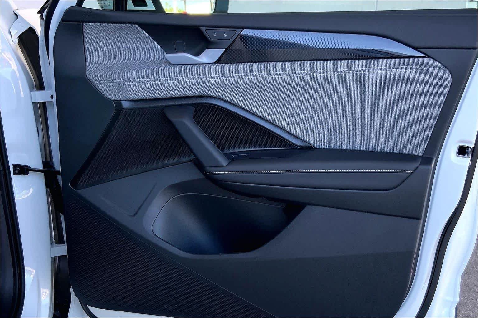 2026 Volkswagen Tiguan S - Photo 22
