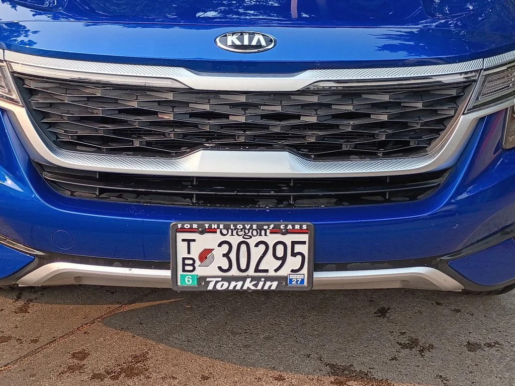 Used 2021 Neptune Blue Kia S image 12