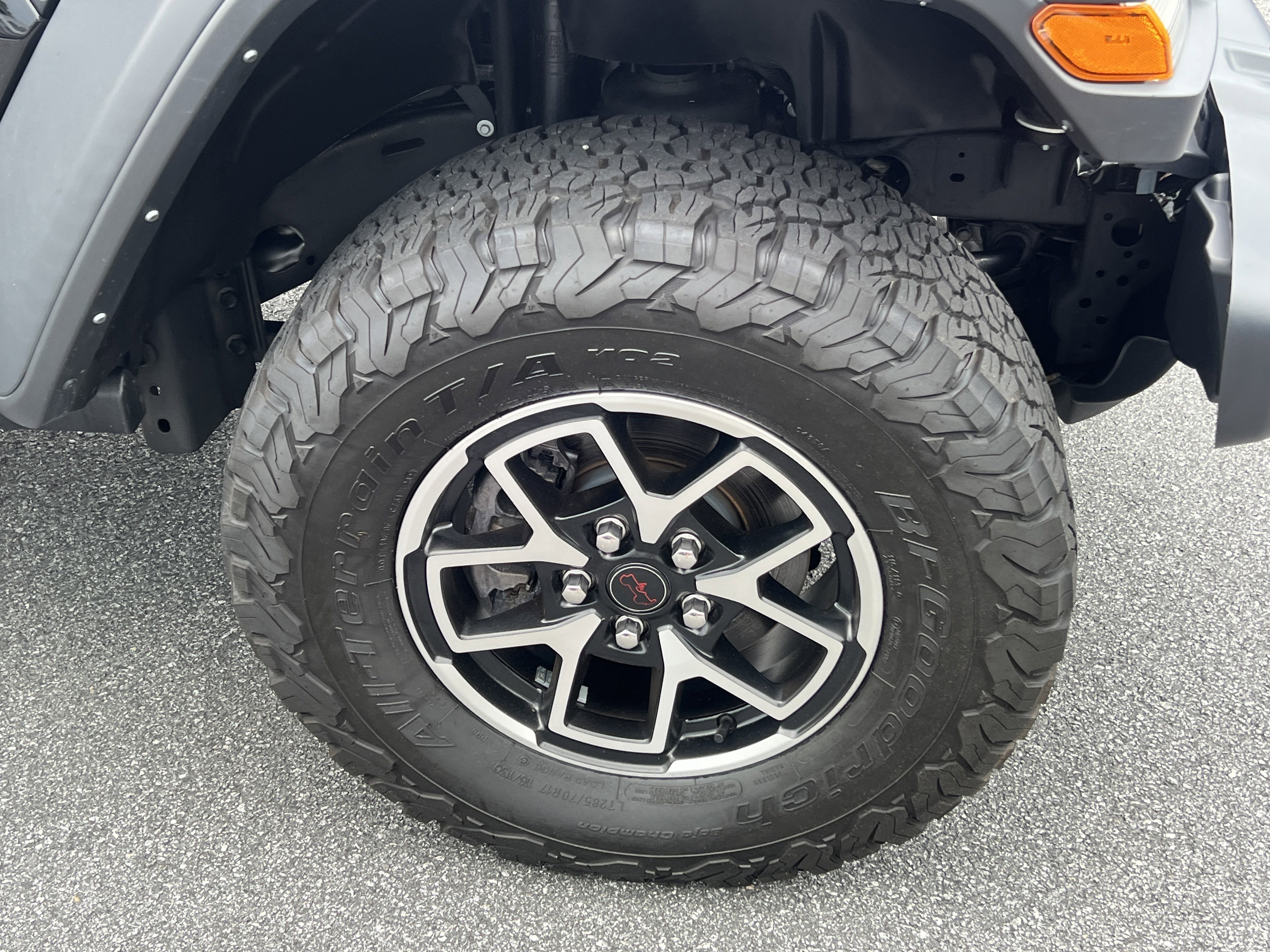 Used 2025 Black Clearcoat Jeep Rubicon image 14