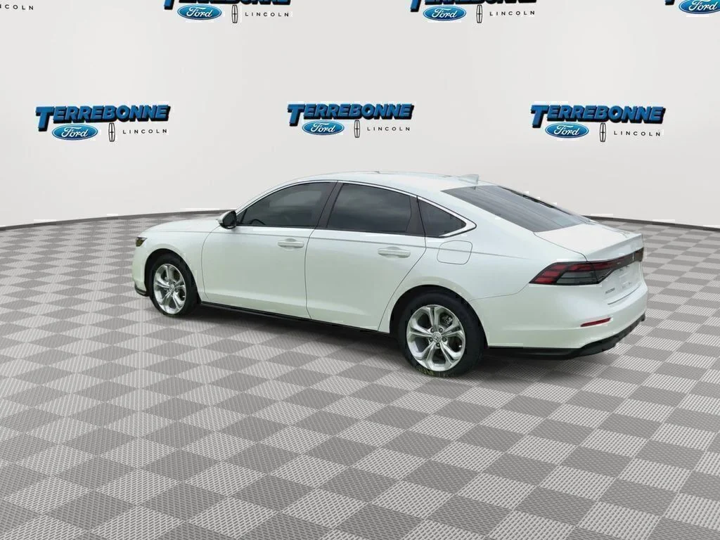 Used 2024 White Honda LX image 6