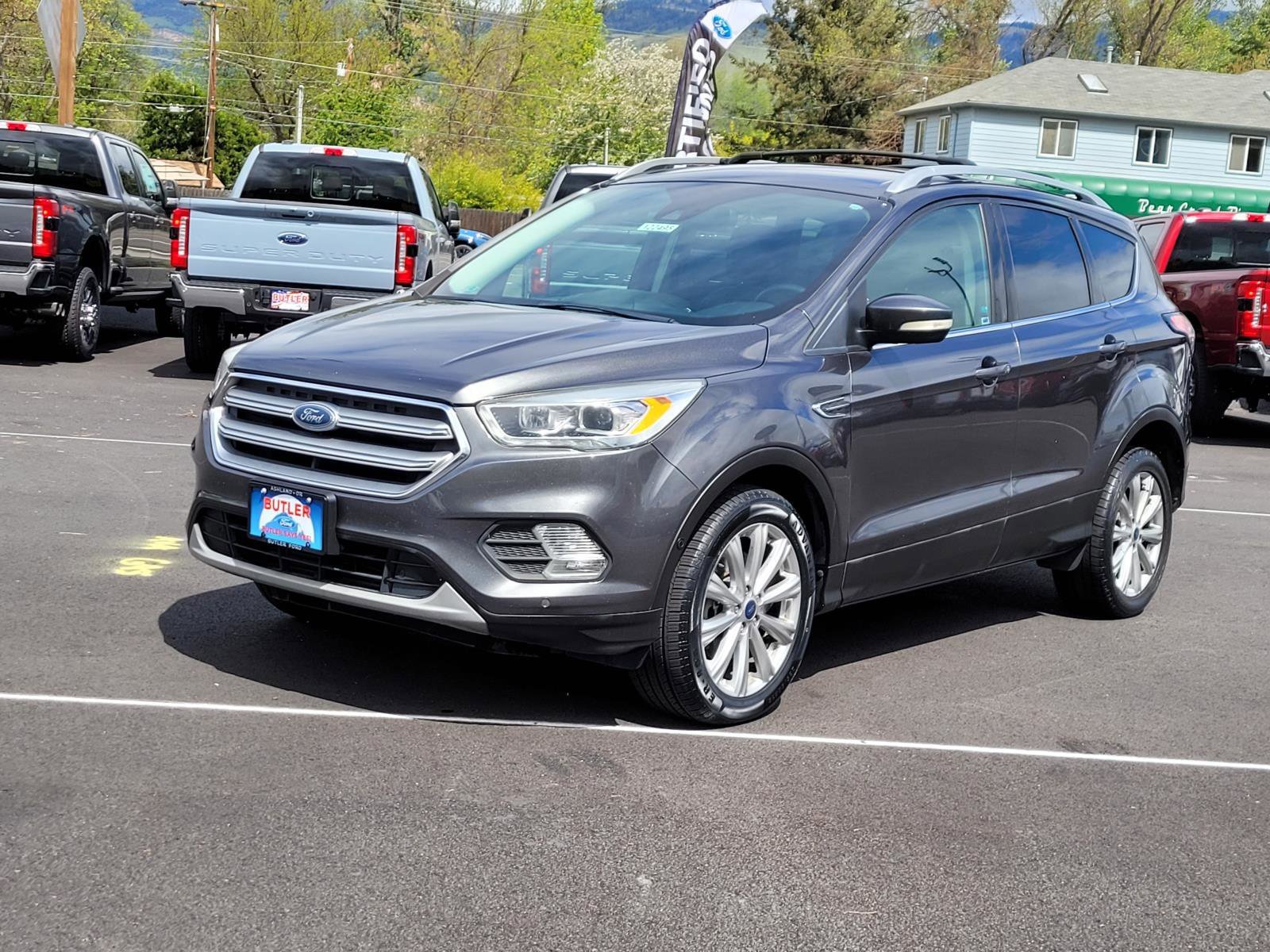 Used 2017  Ford Titanium image 1