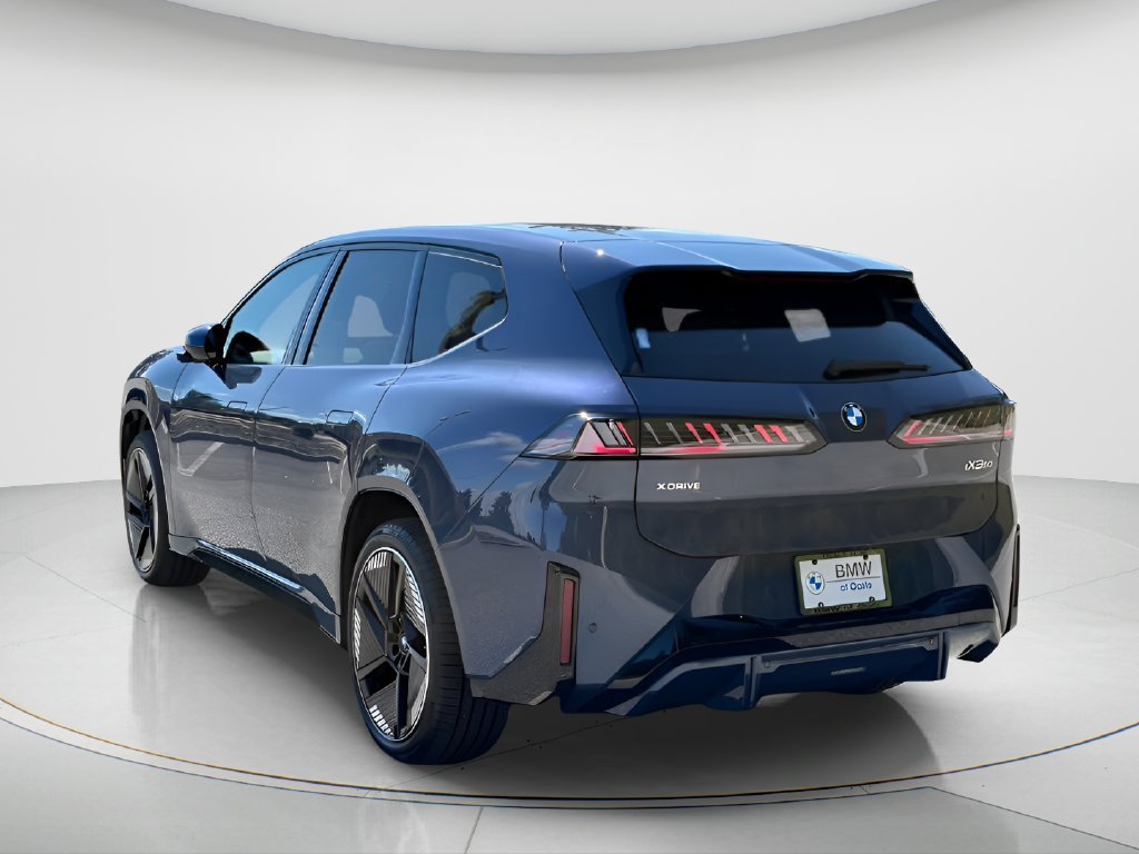 New 2027 Ocean Wave Blue Metallic BMW  image 7