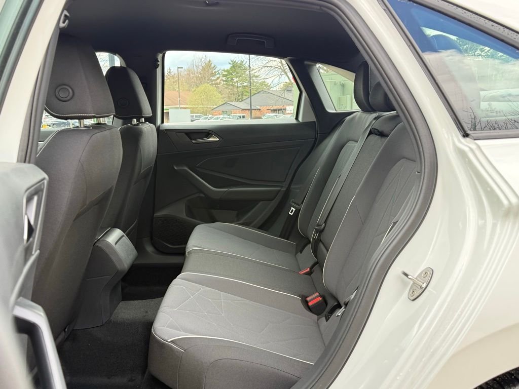 New 2026 White Volkswagen 1.5T Sport image 18