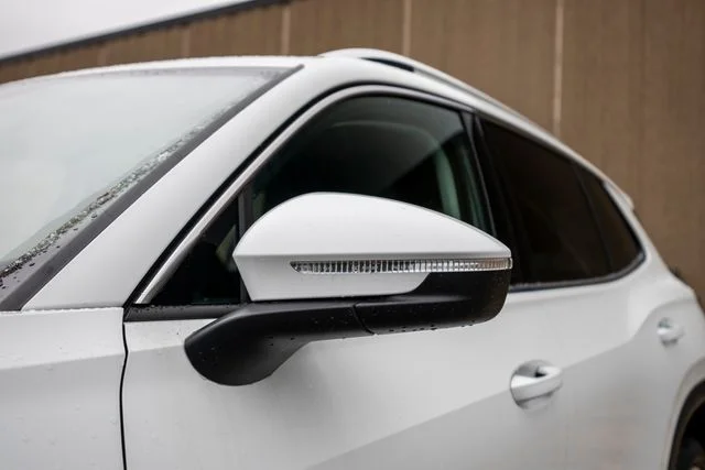 New 2026 White/off-white Volkswagen 2.0T SE image 11