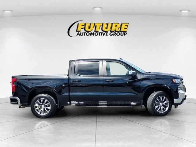 Used 2021 Black Chevrolet LT image 3