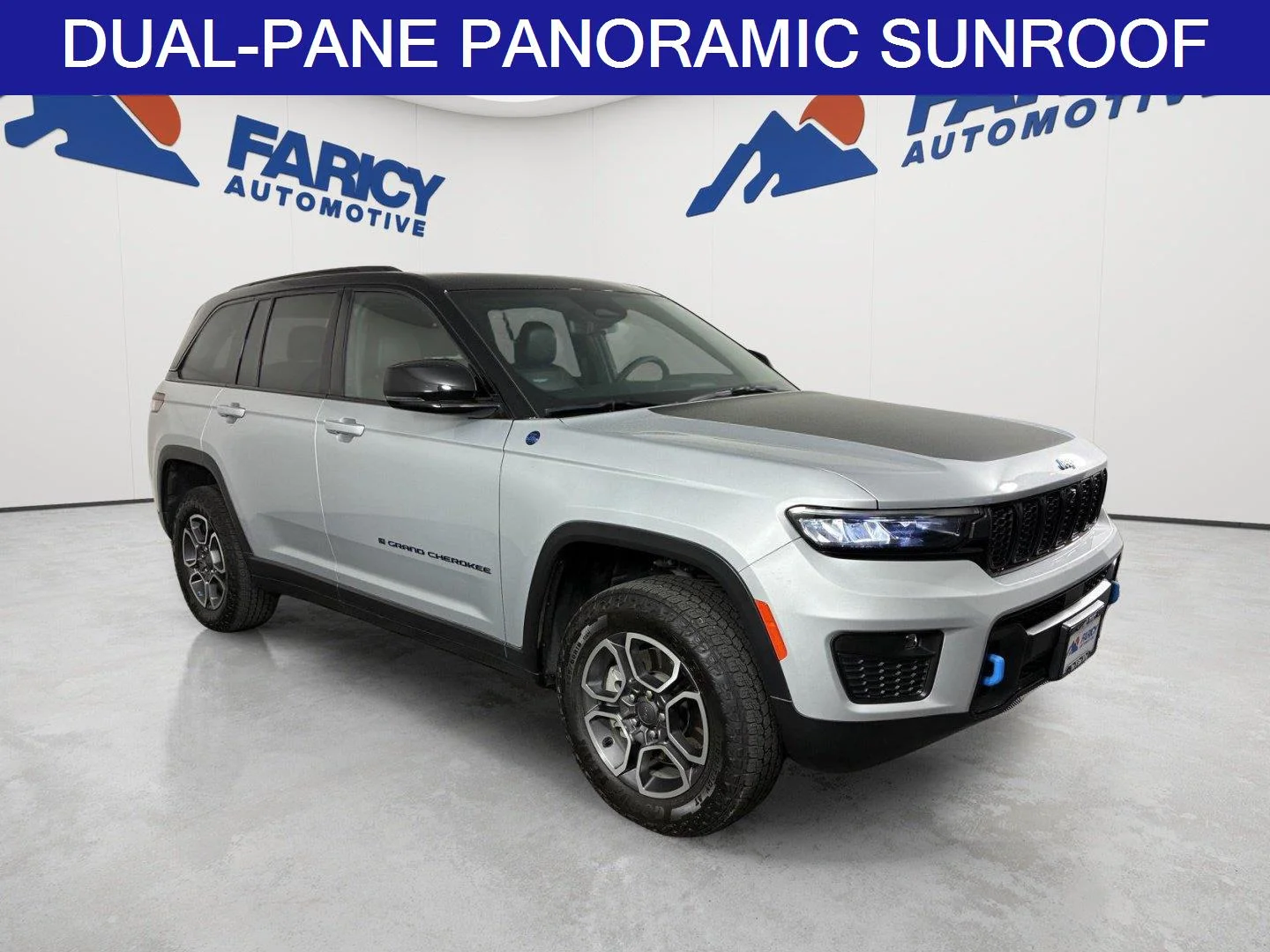 Used 2023 Silver Zynith Jeep Trailhawk image 2