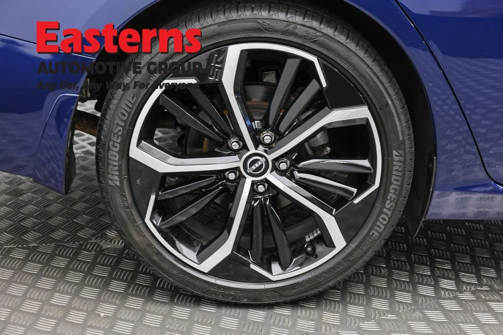 Used 2024 Blue Nissan 2.5 SR image 30
