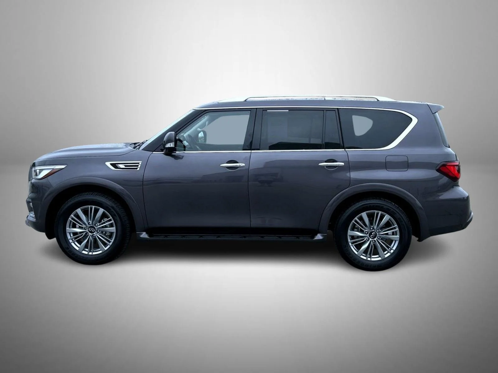 Used 2023 Gray INFINITI LUXE image 8
