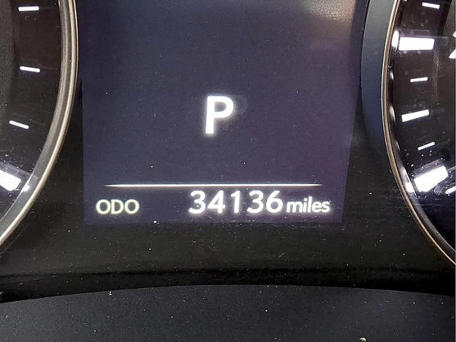 Used 2020 Atomic Silver Lexus  image 21