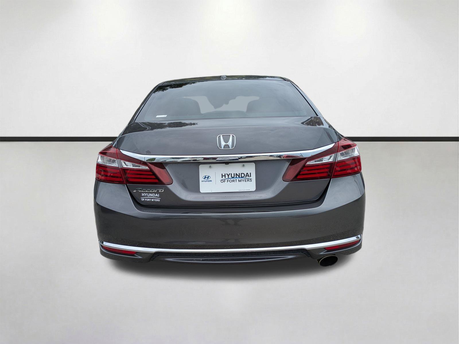 Used 2017 Gray Honda EX-L image 6