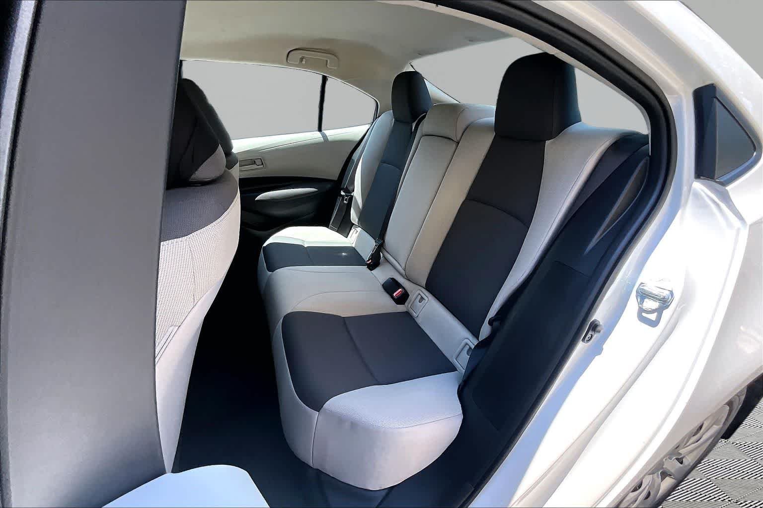Used 2026 Ice Cap Toyota LE image 21