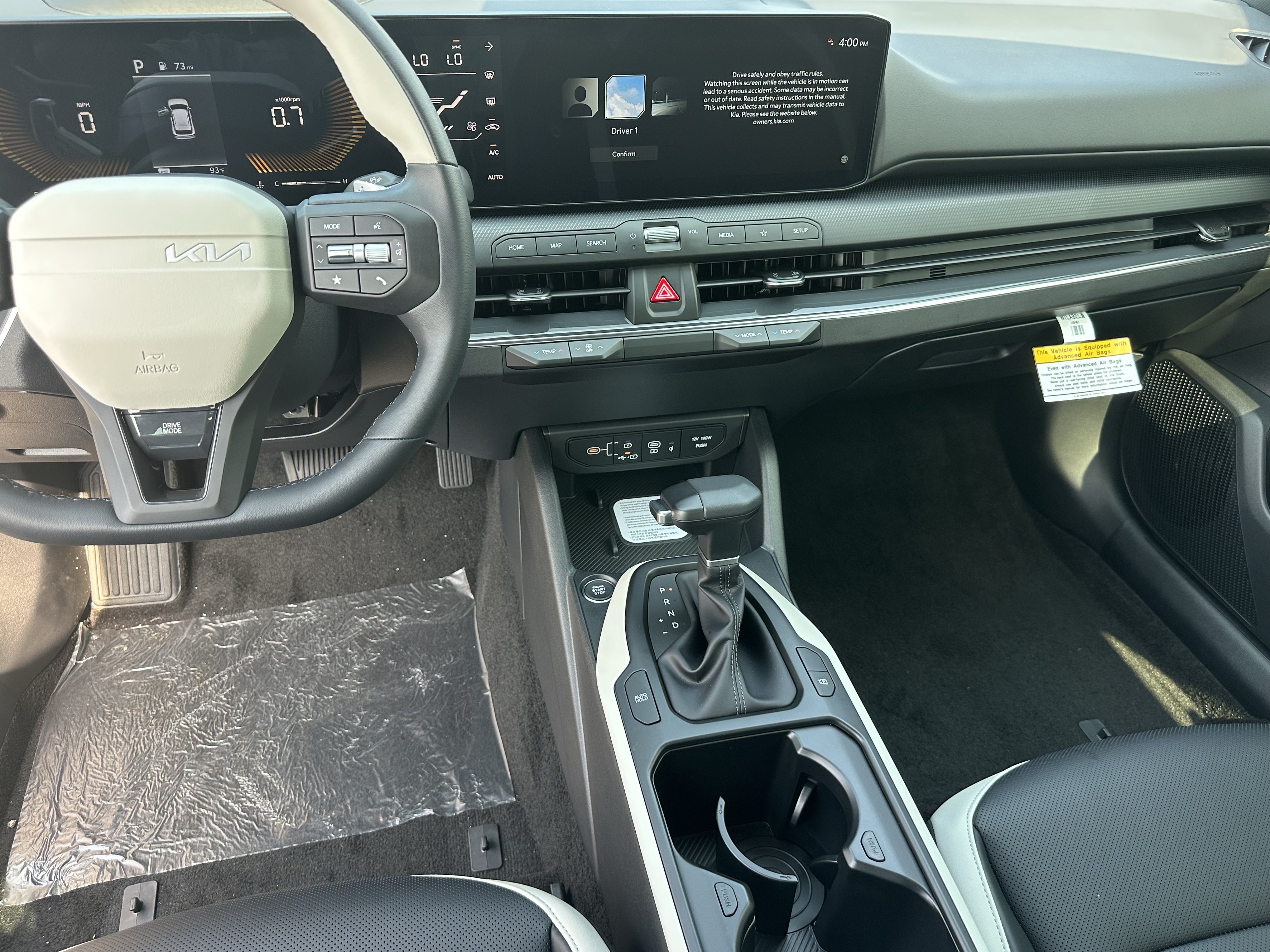 New 2026 Snow White Pearl Kia GT-Line image 25