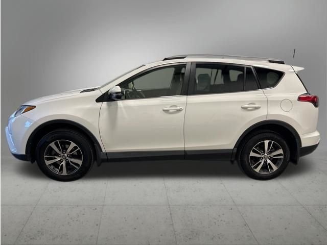Used 2017 Super White Toyota XLE image 2