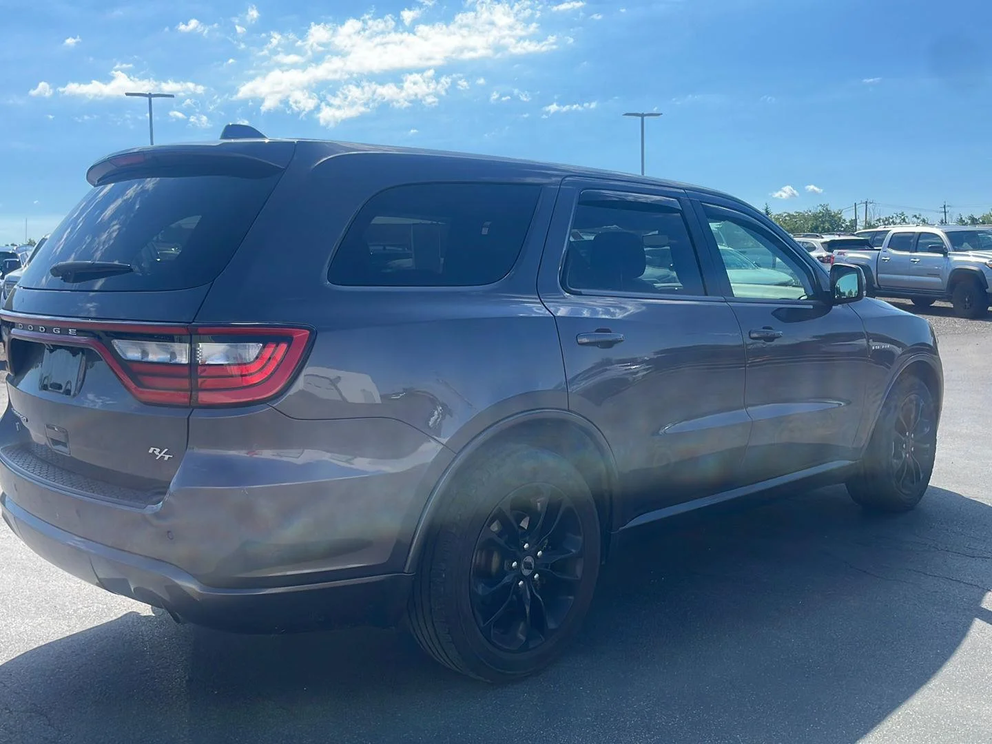Used 2020 Granite Crystal Metallic Dodge R/T image 9