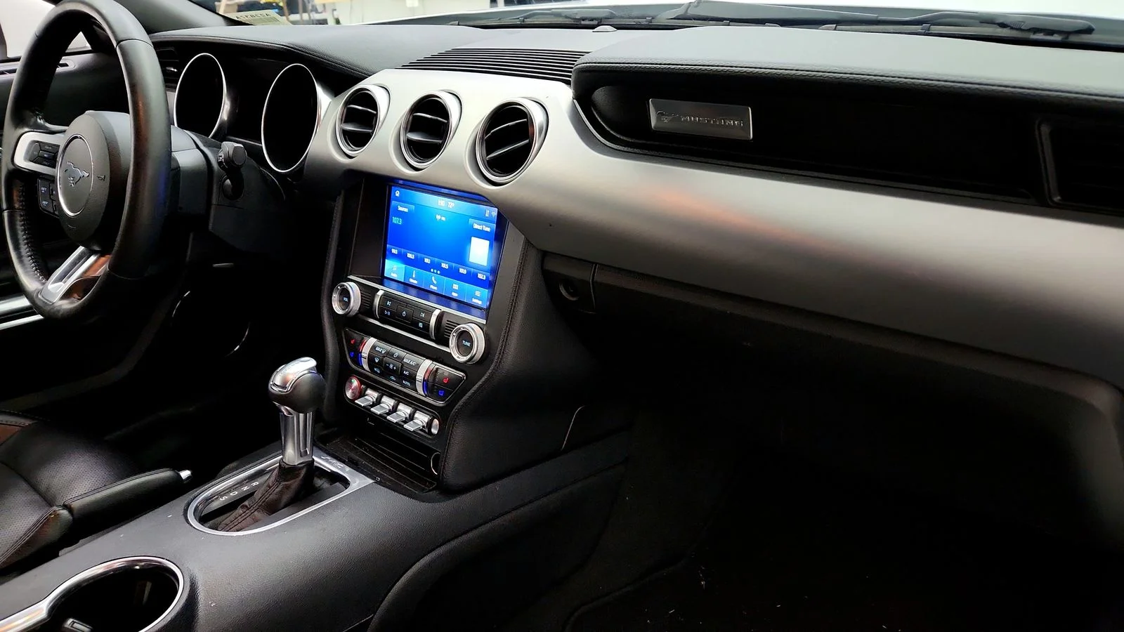 Used 2022 White Ford EcoBoost Premium image 37