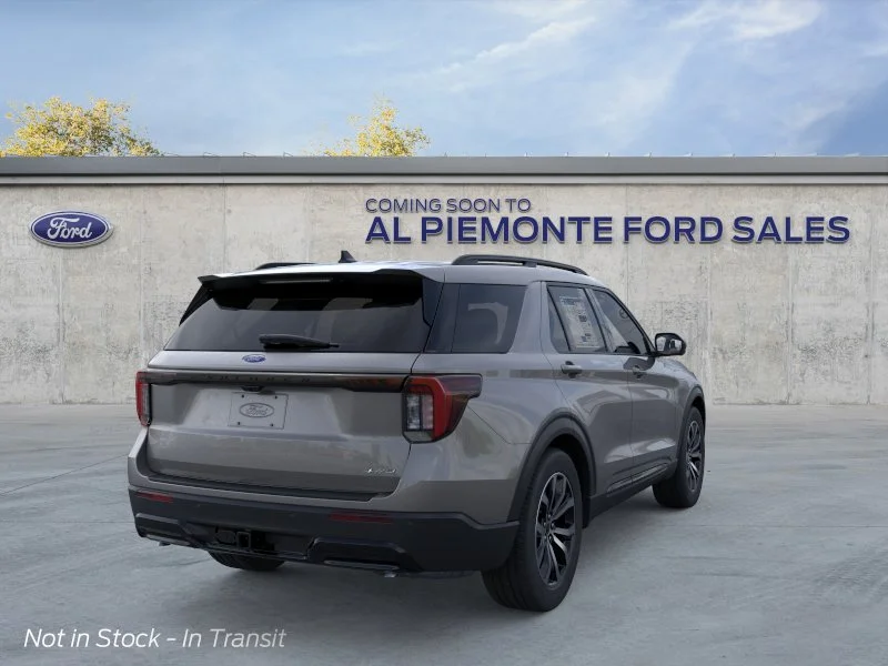 New 2026 Carbonized Gray Metallic Ford ST-Line image 8