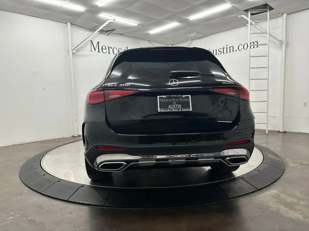 New 2026 Black Mercedes-Benz GLC 300 image 6