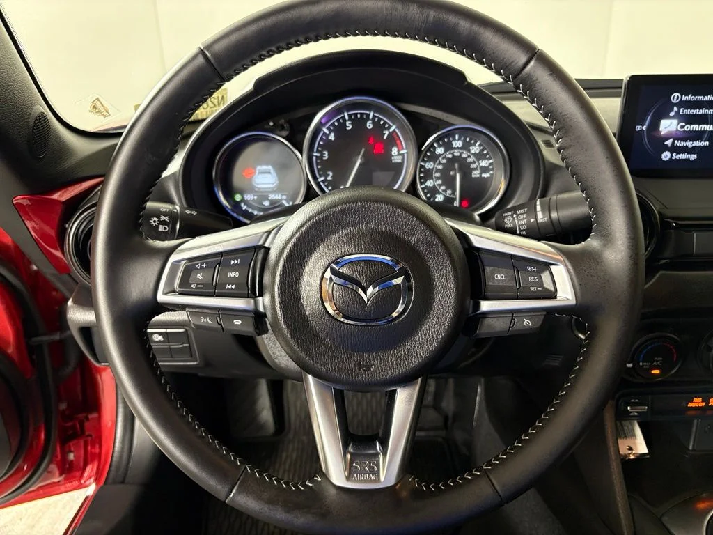 Used 2025 Red Mazda Club image 21