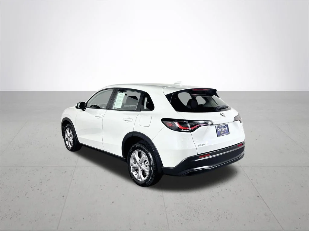 Used 2024 White Honda LX image 8
